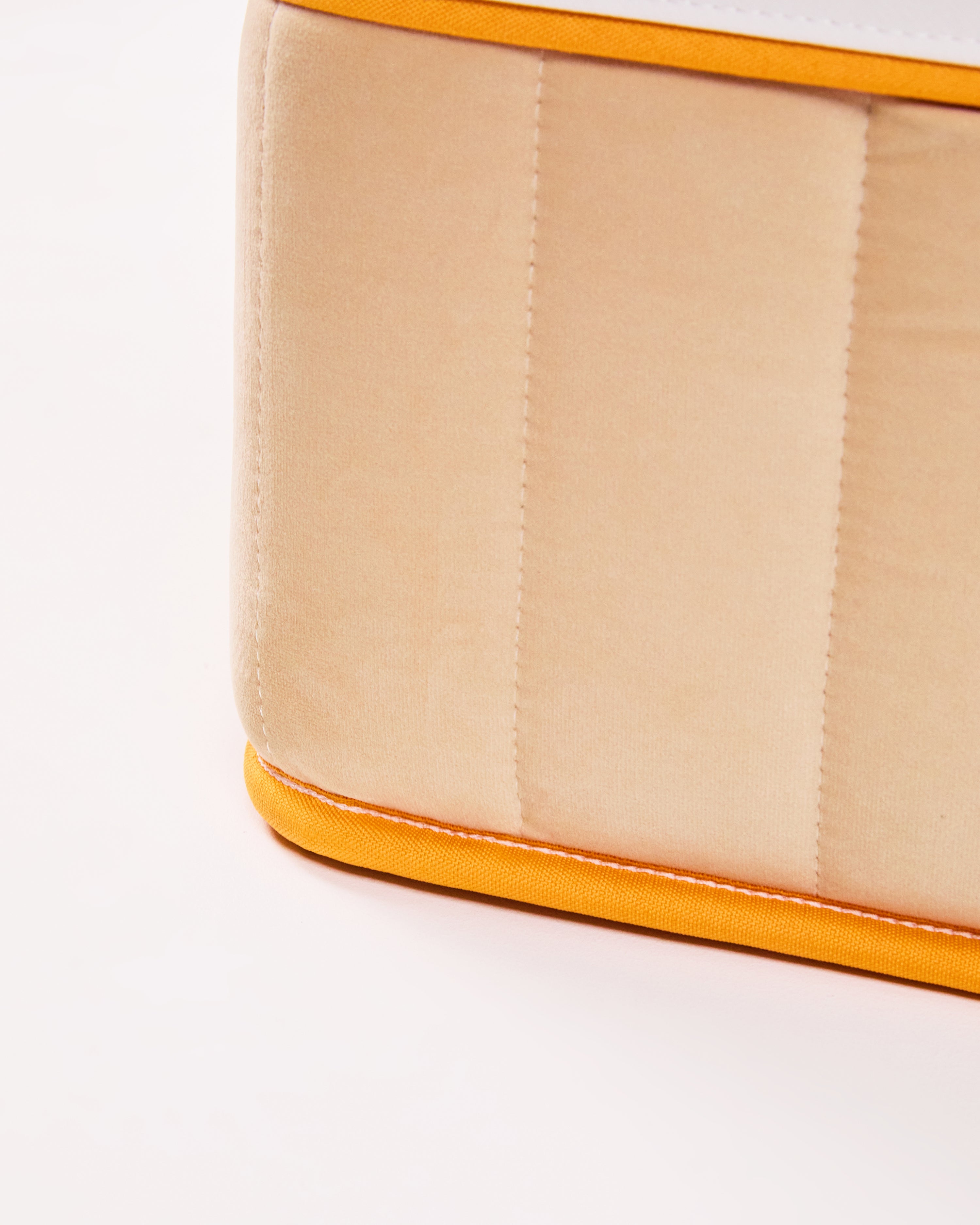 Ello™ ORANGE